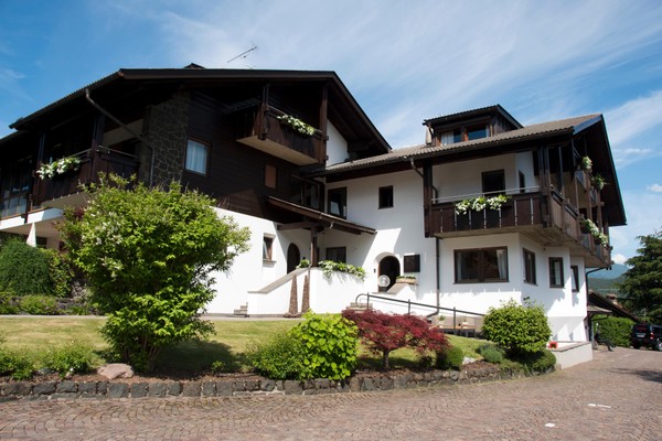Photo exteriors Residence Mayr