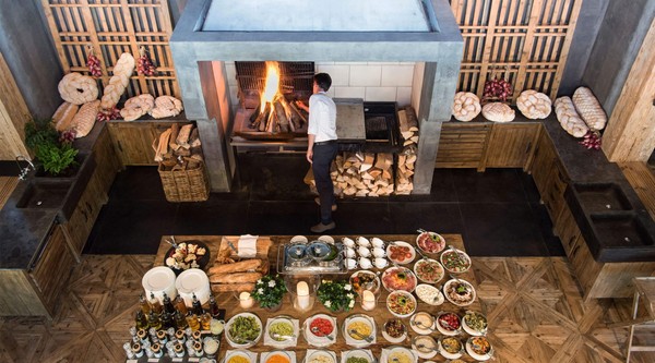 The breakfast San Luis retreat hotel & lodges