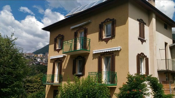 Foto esterno in estate Terrazzo sulle Alpi