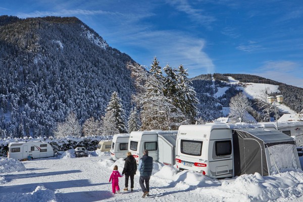 Foto esterno Camping AL PLAN Dolomites