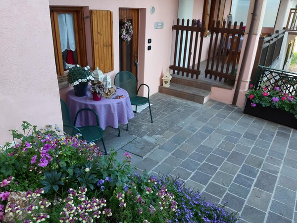 Foto esterno in estate Casa Bernardi