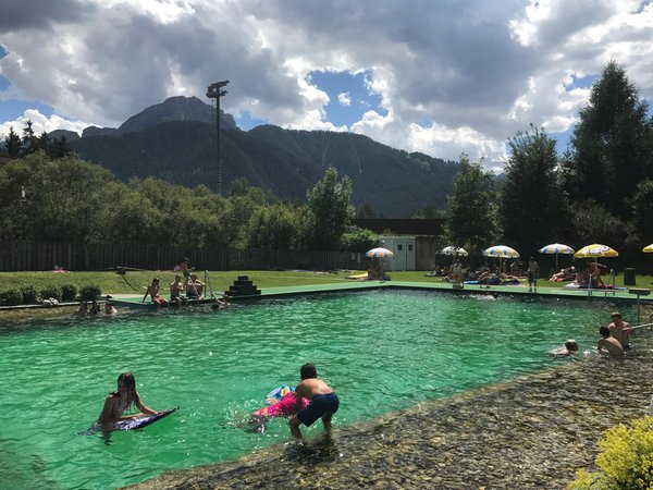 Photo exteriors in summer Natural bathing lake in Dobbiaco/Toblach
