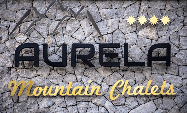Logo Aurela Mountain Chalets