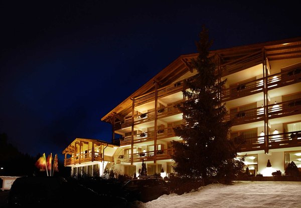 Foto Außenansicht Arthotel Anterleghes