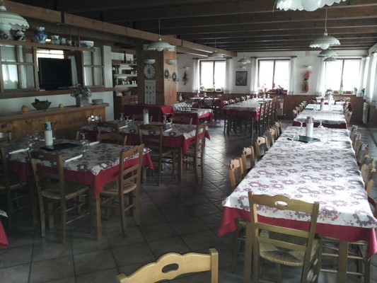 Il ristorante Forni di Sopra (Alpi Friulane) Nuoitas