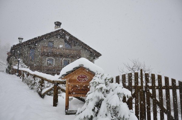 Foto esterno Residence La Fattoria di Roven