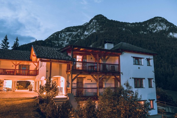 Photo exteriors Residence Hotel Ansitz Velseck