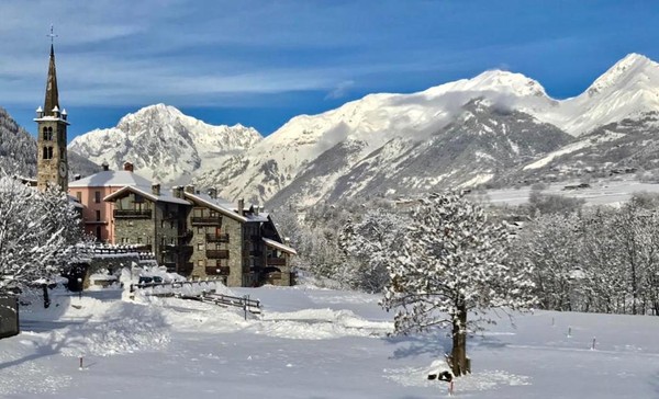 Foto esterno Residence Derby Village