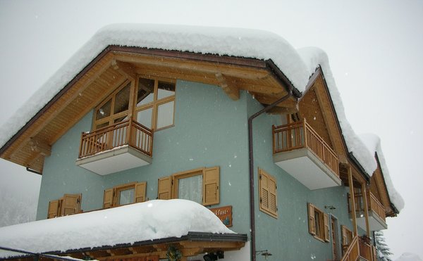 Foto esterno in inverno Jägerhaus