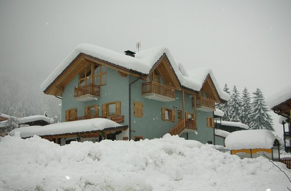 Foto invernale di presentazione Camere con prima colazione Jägerhaus