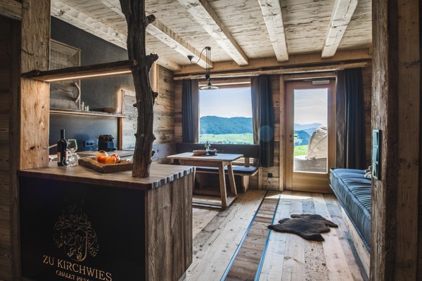 La zona giorno Zu Kirchwies Chalet Resort