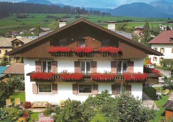 Foto Außenansicht Garni + Ferienwohnungen Haus Gasser