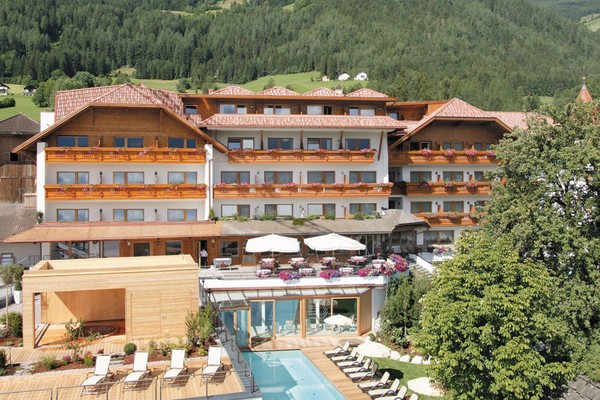 Foto Außenansicht Winklerhotel Lanerhof