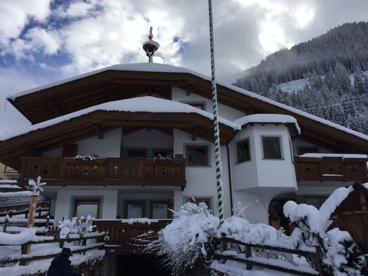 Foto Außenansicht Bed & Breakfast Ciasa Weber