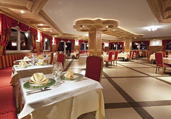 Il ristorante Fiè allo Sciliar Parc Hotel Miramonti