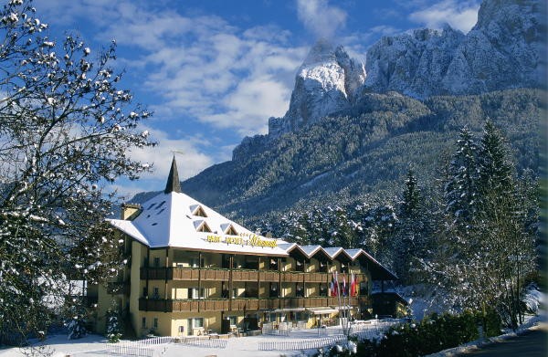 Photo exteriors Parc Hotel Miramonti