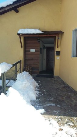 Photo exteriors in winter Casa Ciclamino Val di Sole