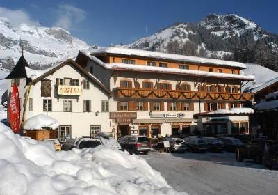 Foto esterno Albergo Pordoi