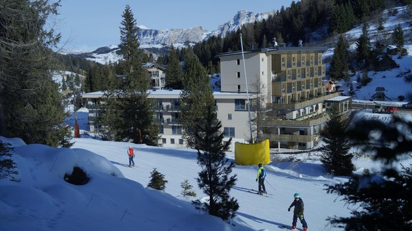 Foto esterno in inverno Boè Sports & Nature Hotel