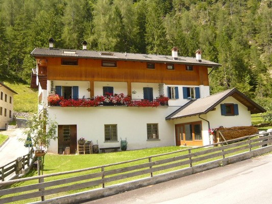 Foto Außenansicht Ferienwohnung Mabile & Melito