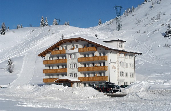 Foto esterno Residence Sella Ronda