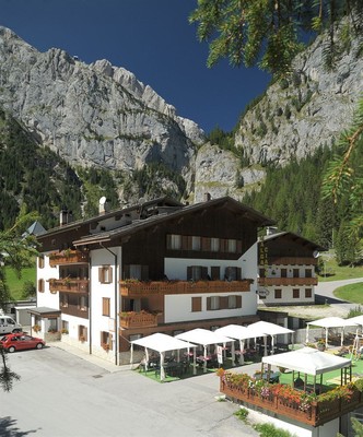 Foto esterno Albergo Malga Ciapela