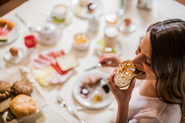 La colazione Hotel Alpenrose - Südtiroler Wirtshaushotel