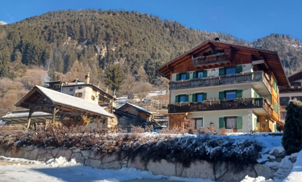Foto esterno Appartamenti Tarin