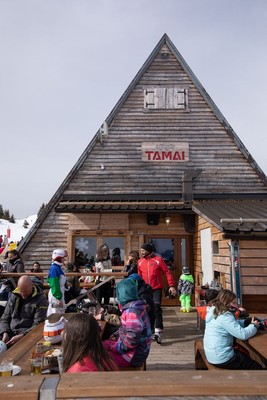 Foto esterno Rifugio Tamai