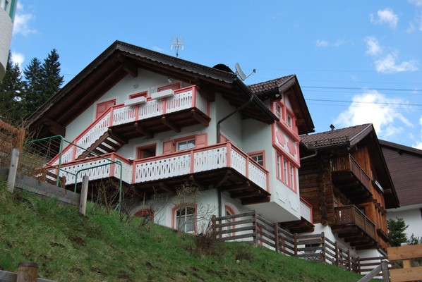 Foto esterno Appartamenti Condominio Col
