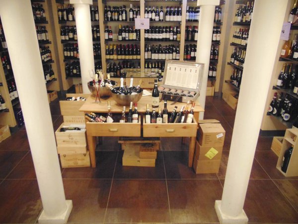 Wine cellar Livigno Vino & co.