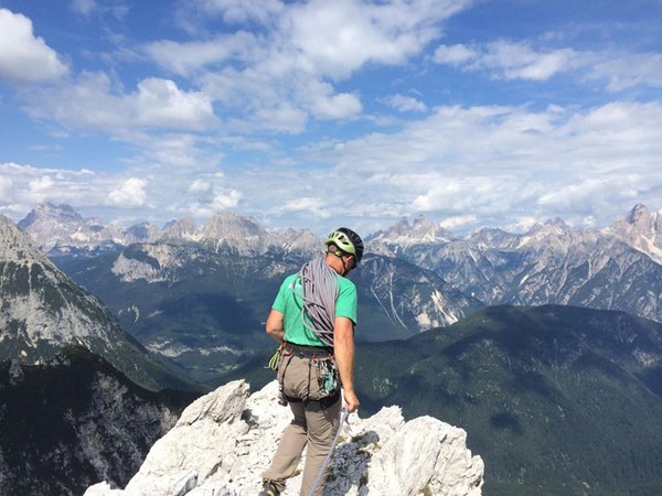 Foto estiva di presentazione Guida alpina Paolo Sbisà