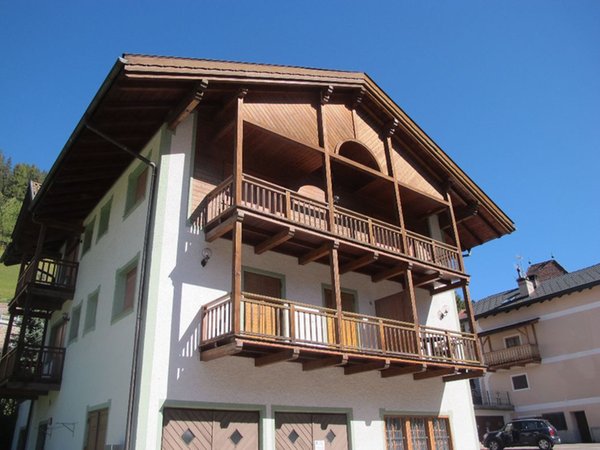 Foto esterno in estate Villa Ula Verda - Apartments Marianna