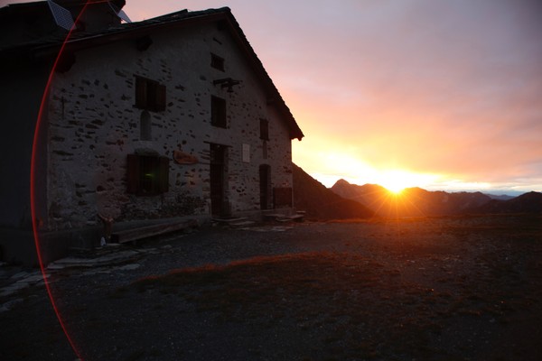 Foto Außenansicht Berghütte mit Zimmern Sottile