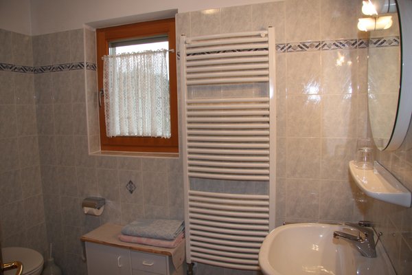 Photo of the bathroom Rooms + Apartments in farmhouse Mair am Hof