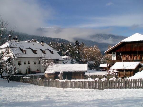 Foto invernale di presentazione Appartamenti in agriturismo Oberwieserhof