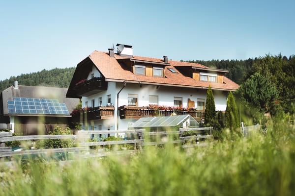 Foto Außenansicht Ferienwohnungen auf dem Bauernhof Holzerhof