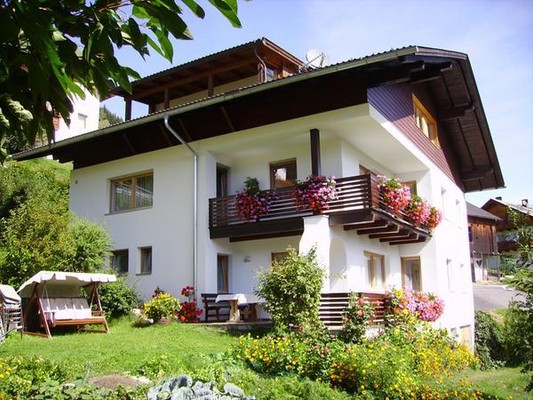 Photo exteriors Farmhouse apartments Haus Tasser
