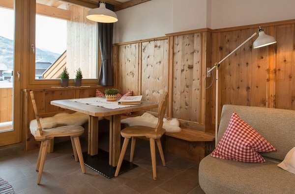 Il salotto Landhof - Appartamenti in agriturismo 4 fiori