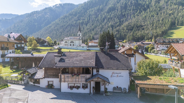 Photo exteriors Bed & Breakfast La Ücia by Fana Ladina