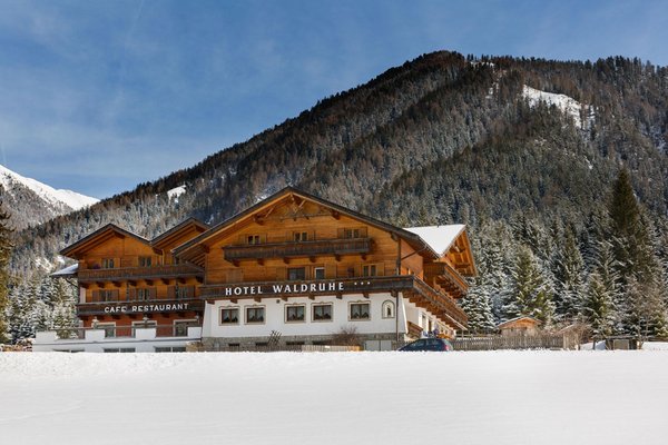 Foto invernale di presentazione Hotel Waldruhe