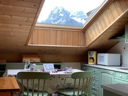 Der Wohnraum Ferienwohnungen Bachlaufen Haus