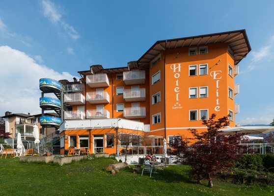 Foto Außenansicht NatureBio Hotel Elite
