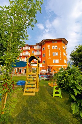 Foto Außenansicht NatureBio Hotel Elite