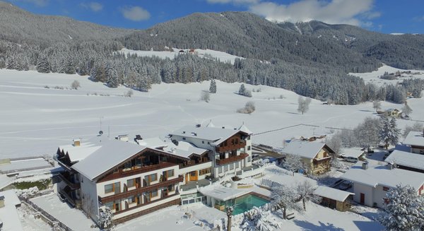 Foto Außenansicht im Winter Tirolerhof