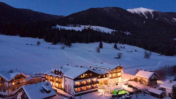 Foto Außenansicht im Winter Tirolerhof