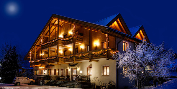 Photo exteriors Small hotel Panorama