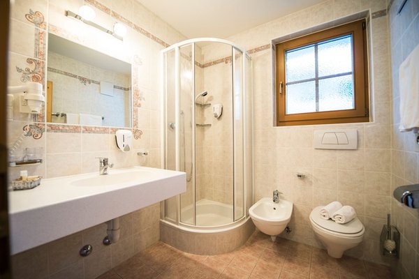 Photo of the bathroom Turmhotel Gschwendt