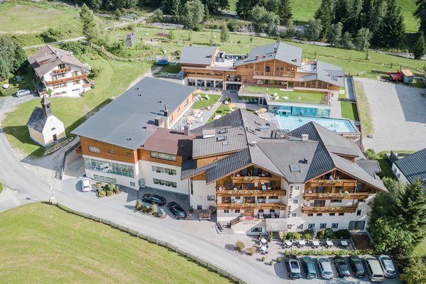 Sommer Präsentationsbild Hotel Stoll
