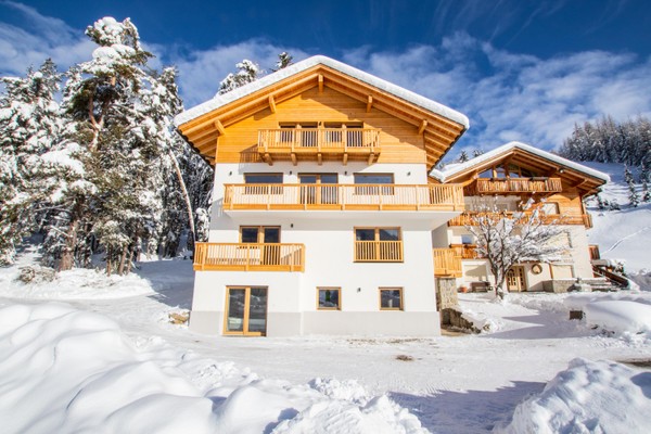 Foto Außenansicht Ferienwohnungen Niciora